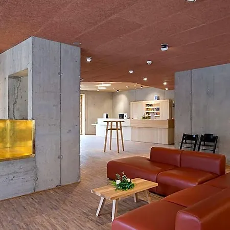 Otel Gstaad Youth Saanen