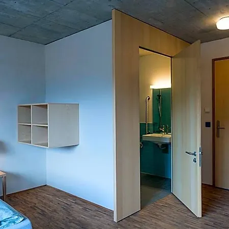 Gstaad Youth Otel