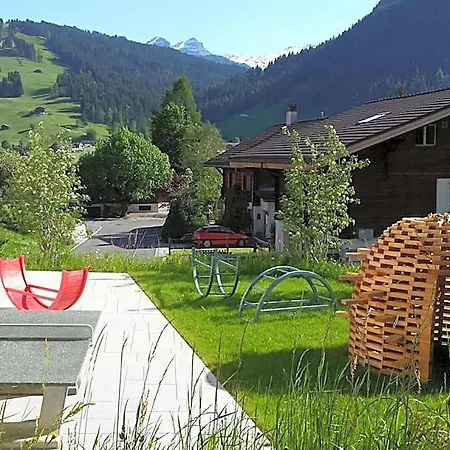 Gstaad Youth Otel 2*