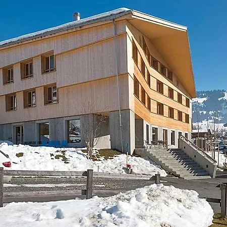 Otel Gstaad Youth 2*