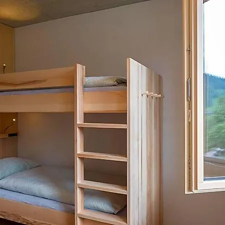 Otel Gstaad Youth 2*